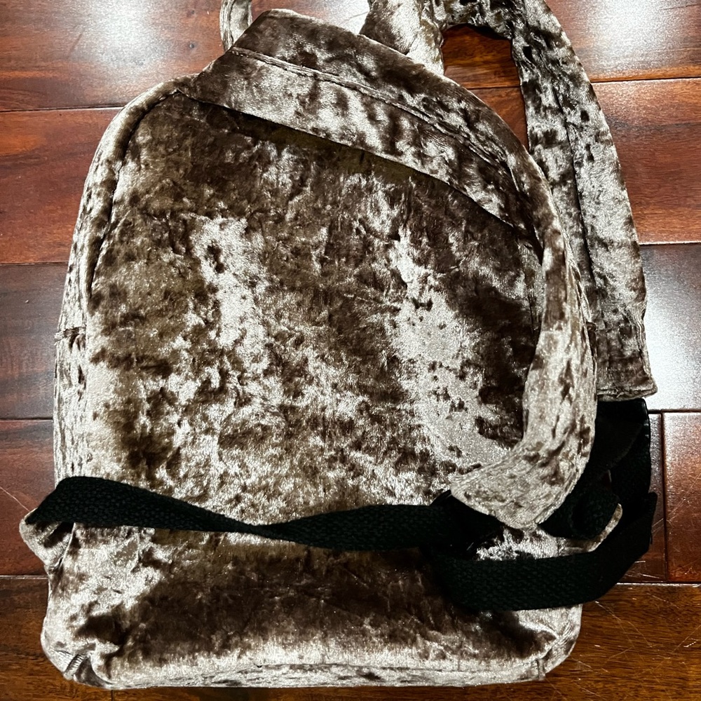 Mini Forever 21 Backpack - Picture 2 of 2